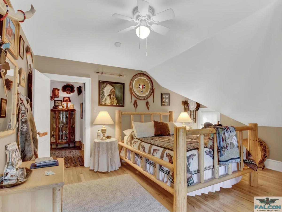 Robins Nest Bed & Breakfast Cody Zewnętrze zdjęcie