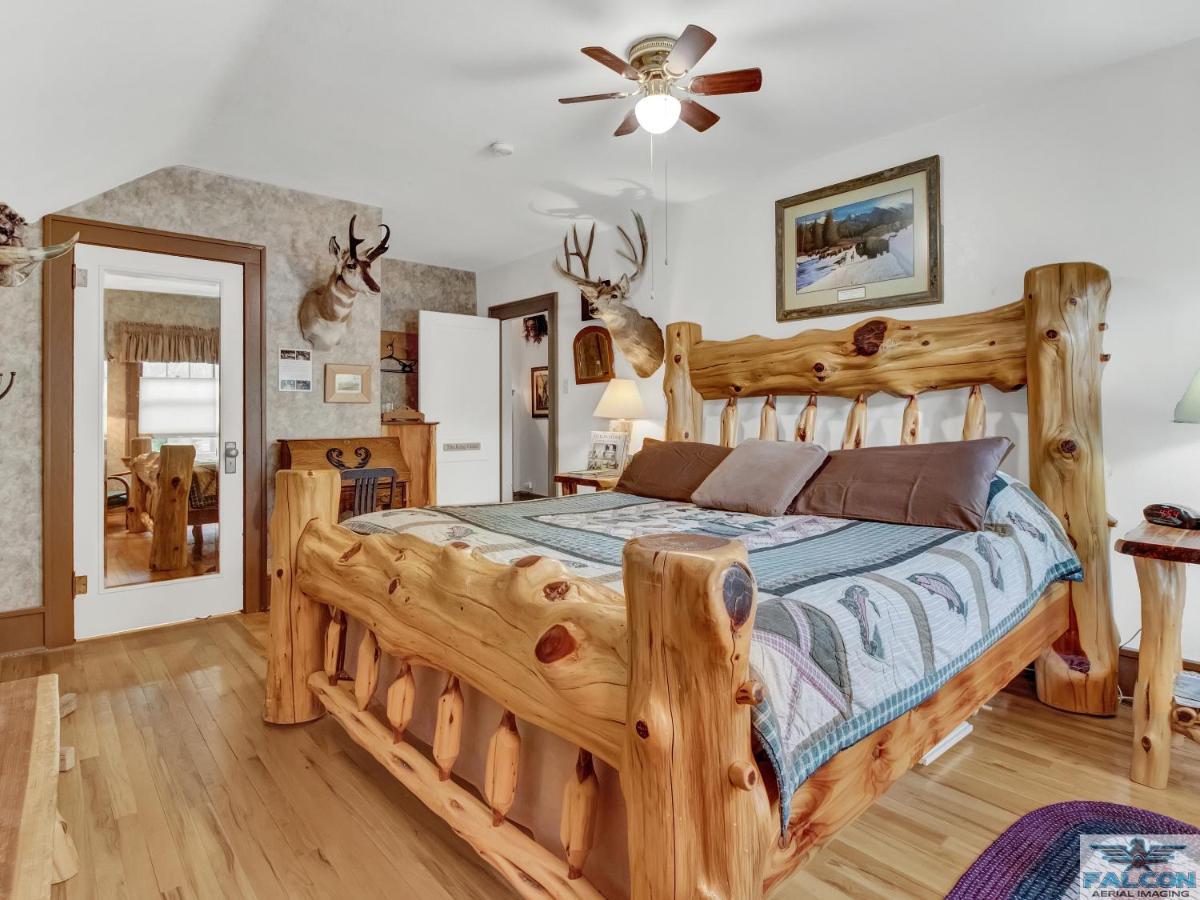 Robins Nest Bed & Breakfast Cody Zewnętrze zdjęcie