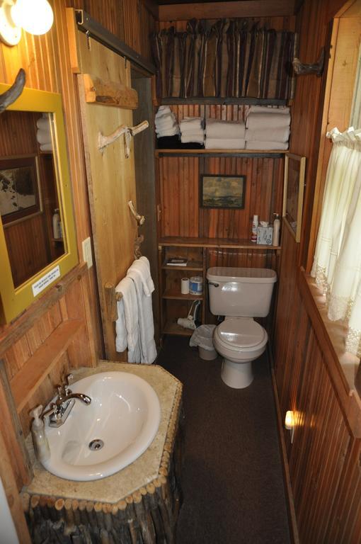 Robins Nest Bed & Breakfast Cody Zewnętrze zdjęcie